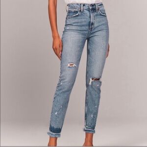 Abercrombie and Fitch The Mom Jean High Rise size 30 / 10